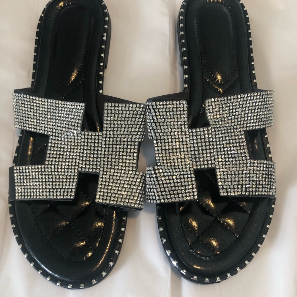 Dinated! π HPπ Women fashion sandals Sz 39-NWOT. - Picture 4 of 6
